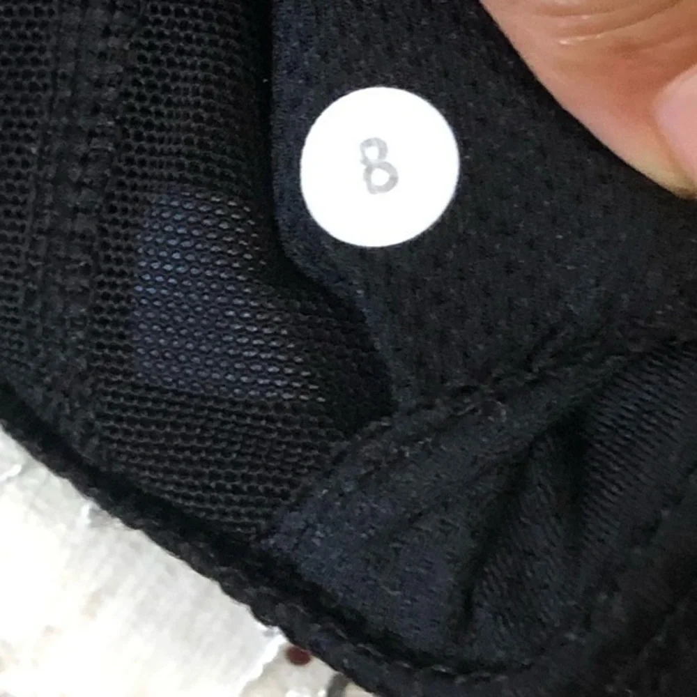 Lululemon sports bra size 8